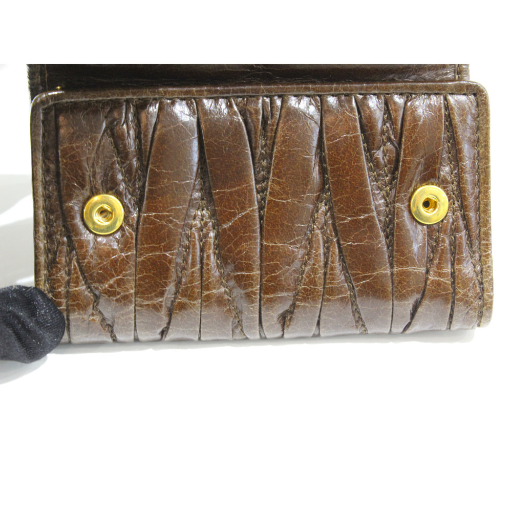 Miu Miu 6 Key Case Brown - image 8